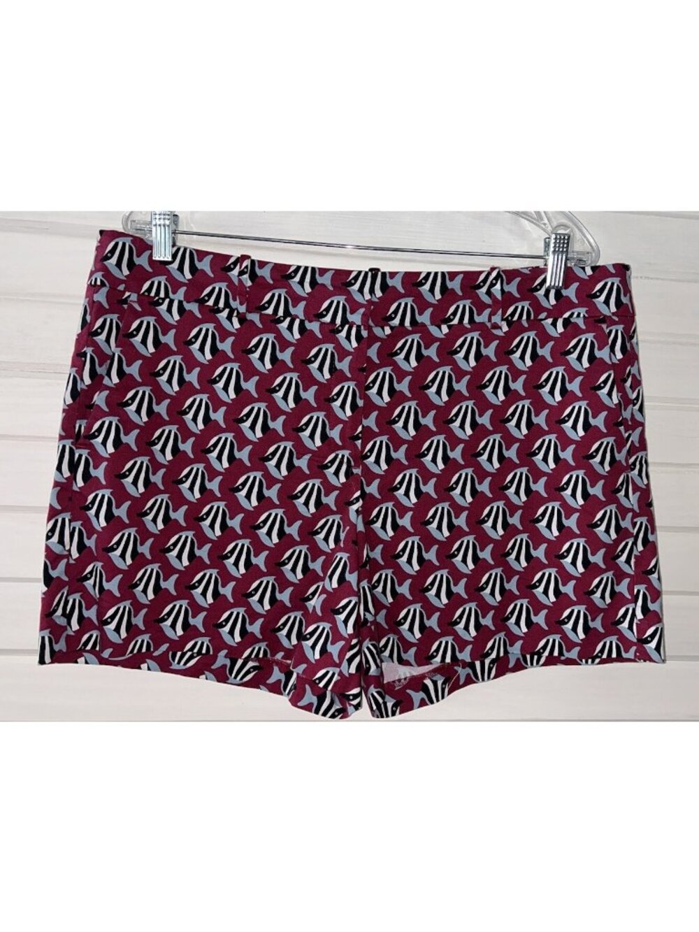 ANN TAYLOR Sz 14 Burgundy White Gray Zebra Fish Casual Shorts Stretch Cotton EUC